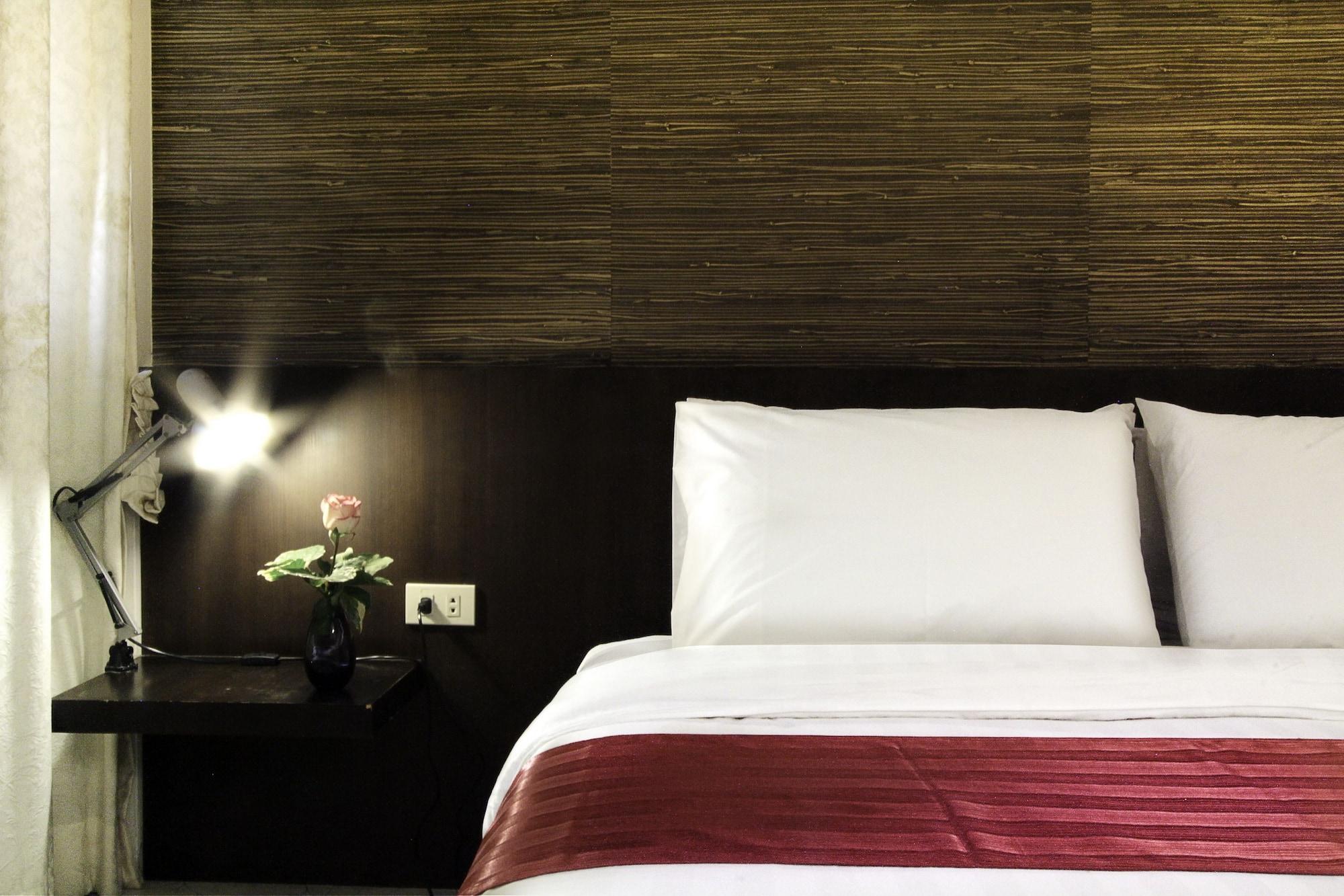 The Ratchathani Hotel Убон Ратчатани Екстериор снимка