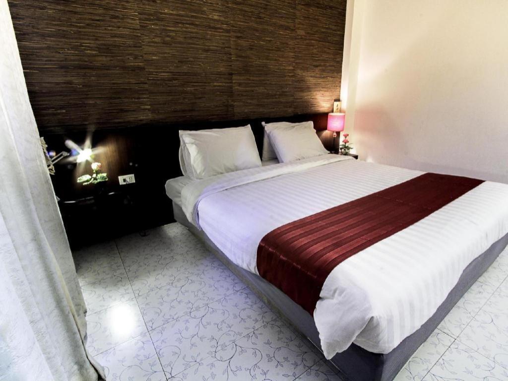 The Ratchathani Hotel Убон Ратчатани Екстериор снимка
