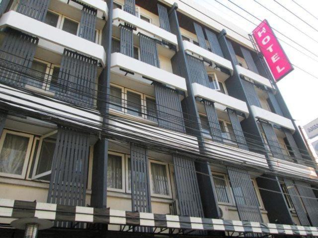 The Ratchathani Hotel Убон Ратчатани Екстериор снимка