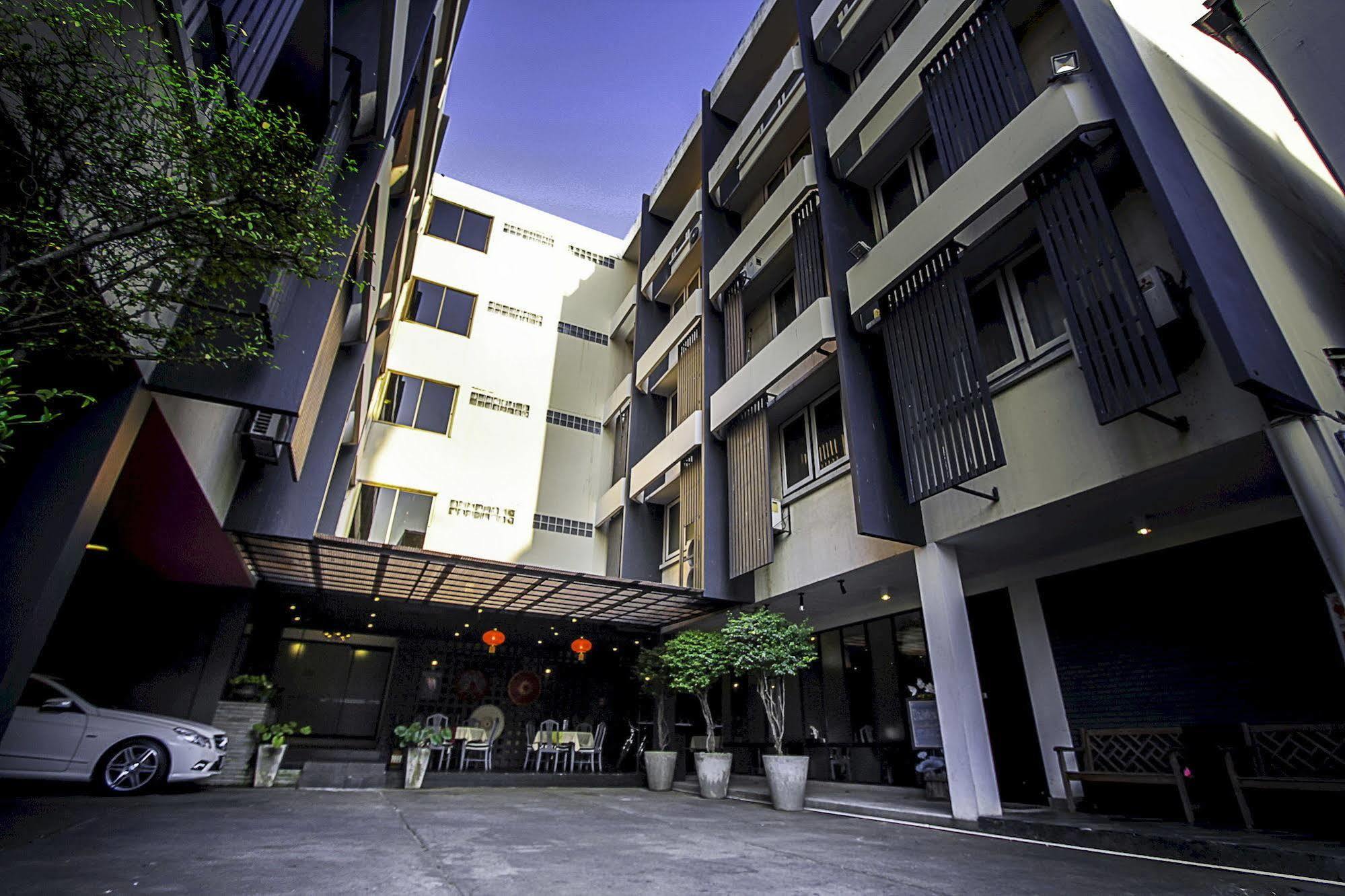 The Ratchathani Hotel Убон Ратчатани Екстериор снимка